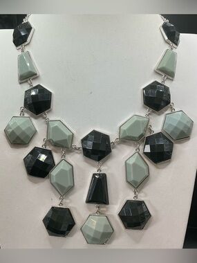 DEB MULTI SHAPE EXTRA LARGE 4 INCH WIDE PALE GREEN AND BLACK STATEMENT NECKLACE